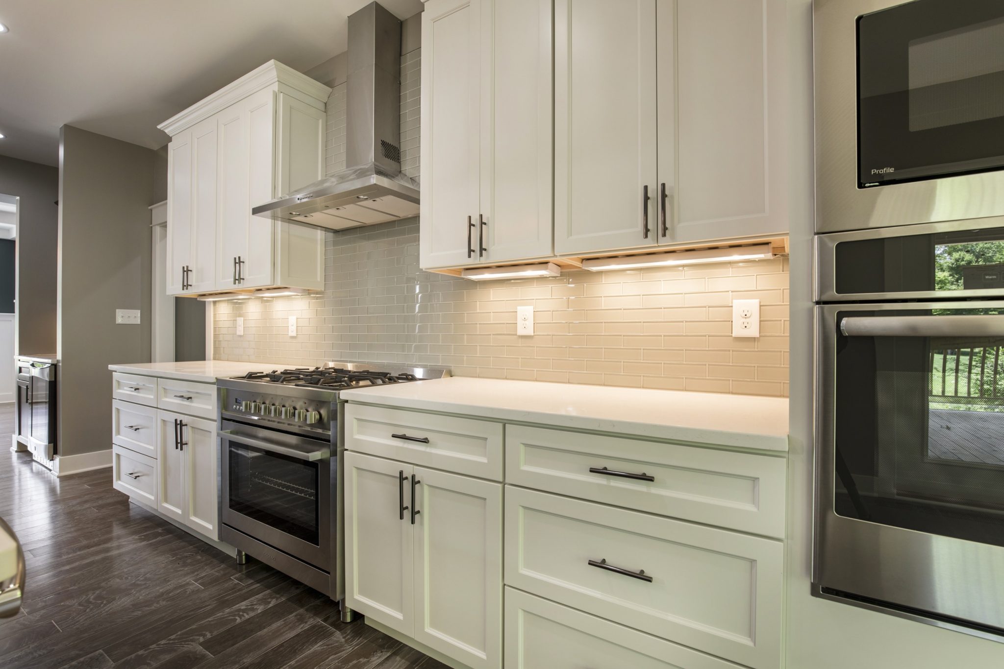 Farmhouse Estate New Homes in Oldham County Neighborhoods in Oldham